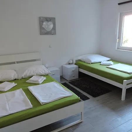 Meli Apartment